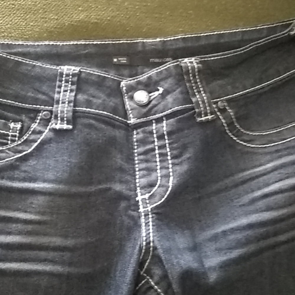 Jeans - Picture 2 of 2